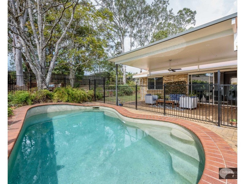14 Edgeworth Place, Helensvale QLD 4212
