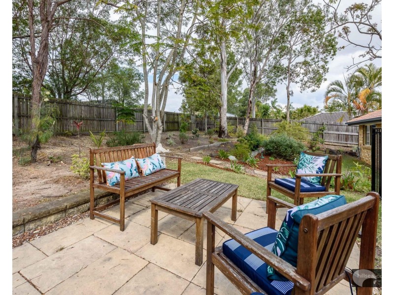 14 Edgeworth Place, Helensvale QLD 4212
