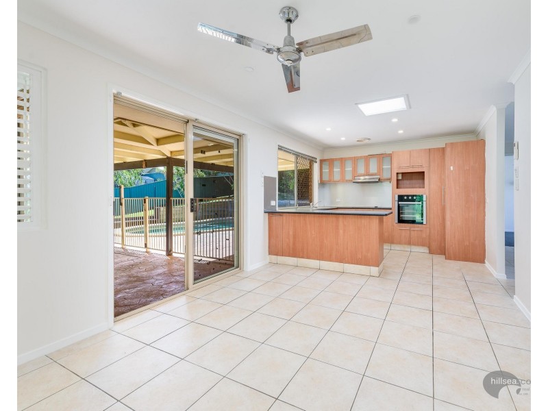 19 Lismore Drive, Helensvale QLD 4212