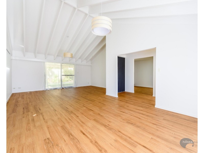 7 Midvale Place, Helensvale QLD 4212