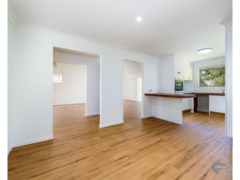 7 Midvale Place, Helensvale QLD 4212