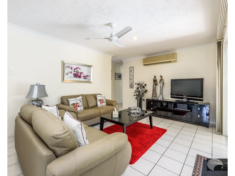 15 Glendale Place, Helensvale QLD 4212