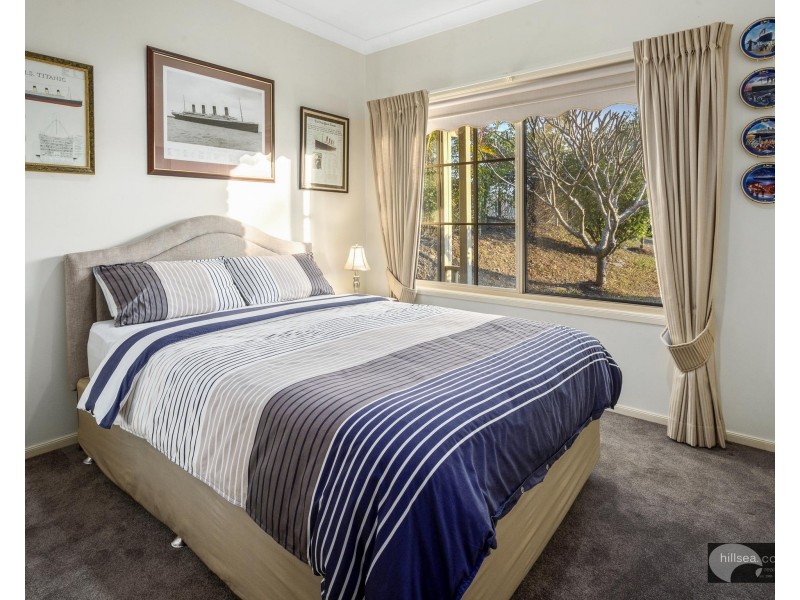 13 Oregon Way, Oxenford QLD 4210