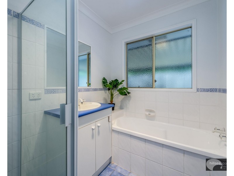 2A Hatutu Street, Pacific Pines QLD 4211