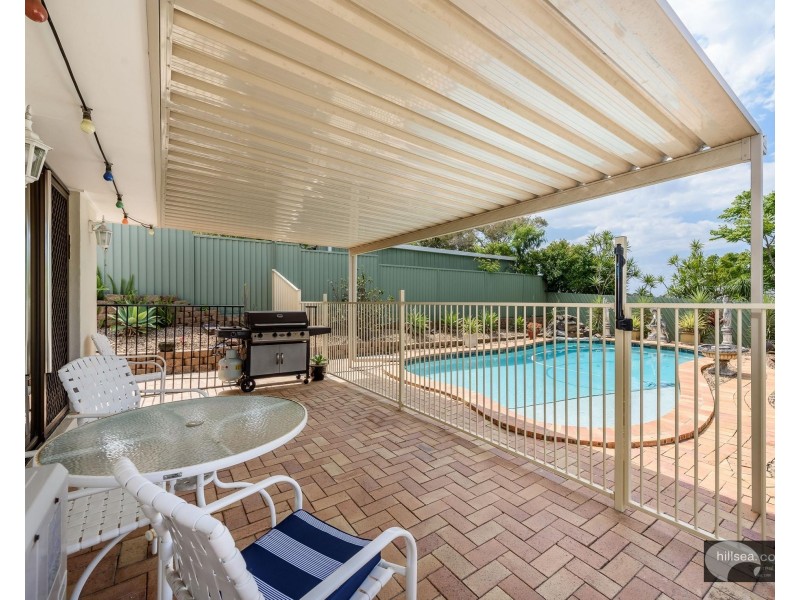 11 Tamworth Drive, Helensvale QLD 4212