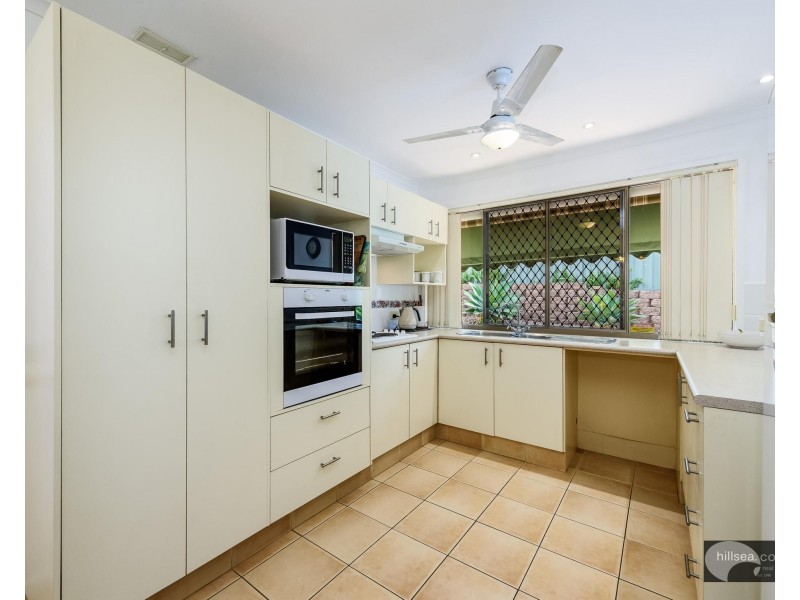 11 Tamworth Drive, Helensvale QLD 4212