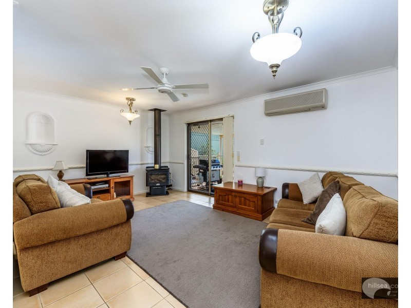 11 Tamworth Drive, Helensvale QLD 4212