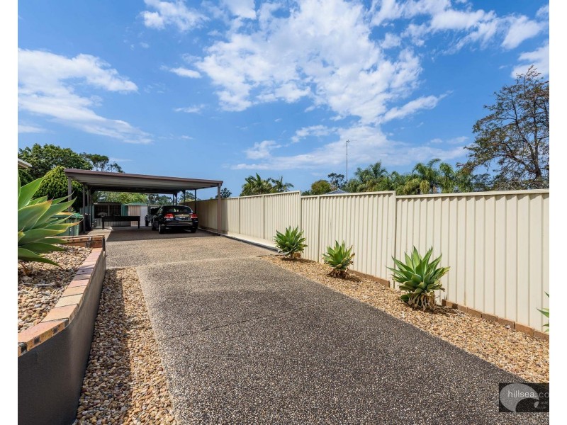 11 Tamworth Drive, Helensvale QLD 4212