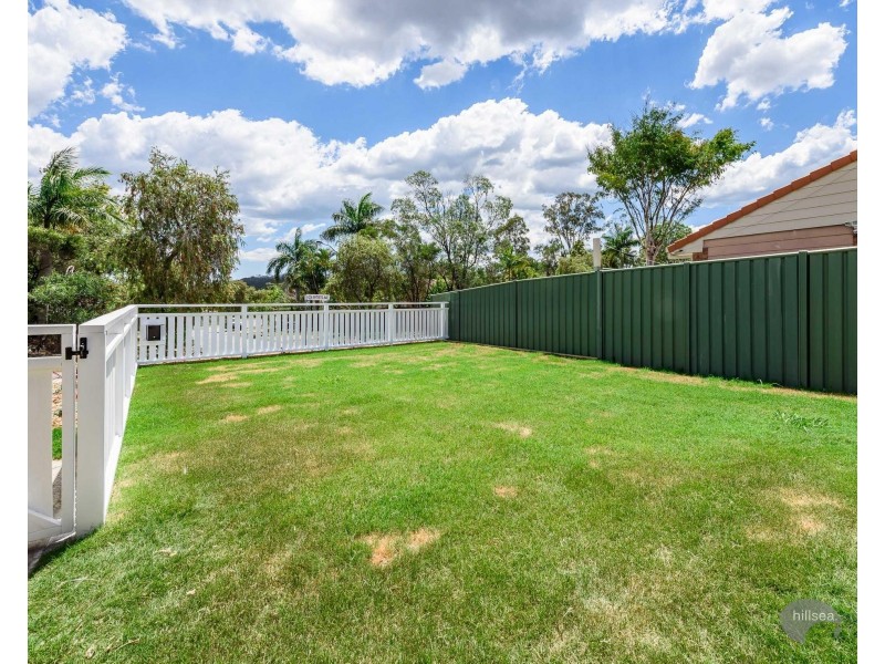 2/18 Artists Avenue, Oxenford QLD 4210