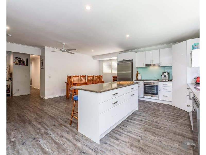 22 Cootharaba Drive, Helensvale QLD 4212