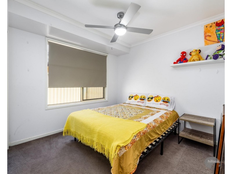 22 Cootharaba Drive, Helensvale QLD 4212