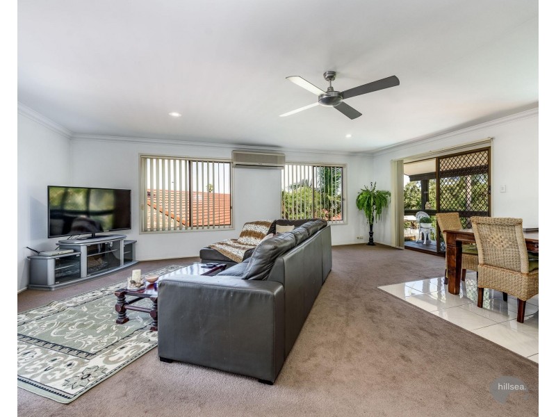 23 Dromana Crescent, Helensvale QLD 4212