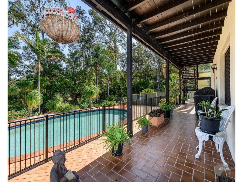 23 Dromana Crescent, Helensvale QLD 4212