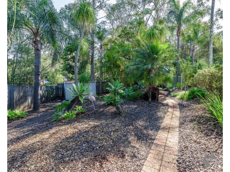 23 Dromana Crescent, Helensvale QLD 4212