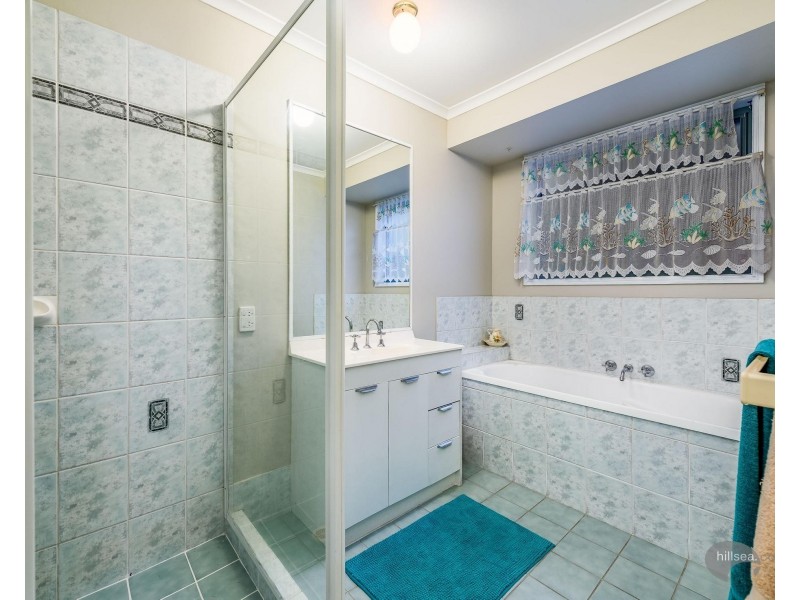 21 Pineview Drive, Oxenford QLD 4210