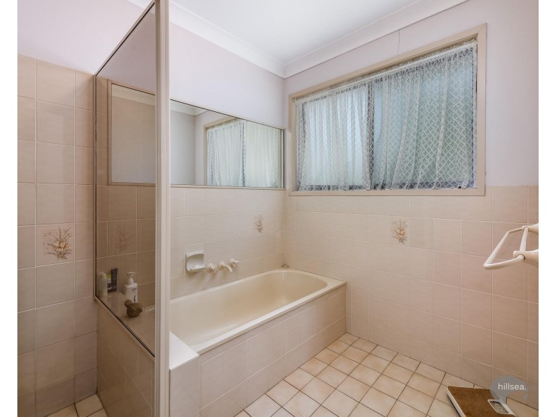 18 Pomona Court, Helensvale QLD 4212