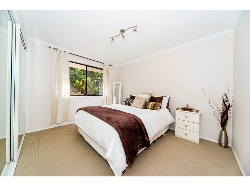 2/58 Village Way, Oxenford QLD 4210