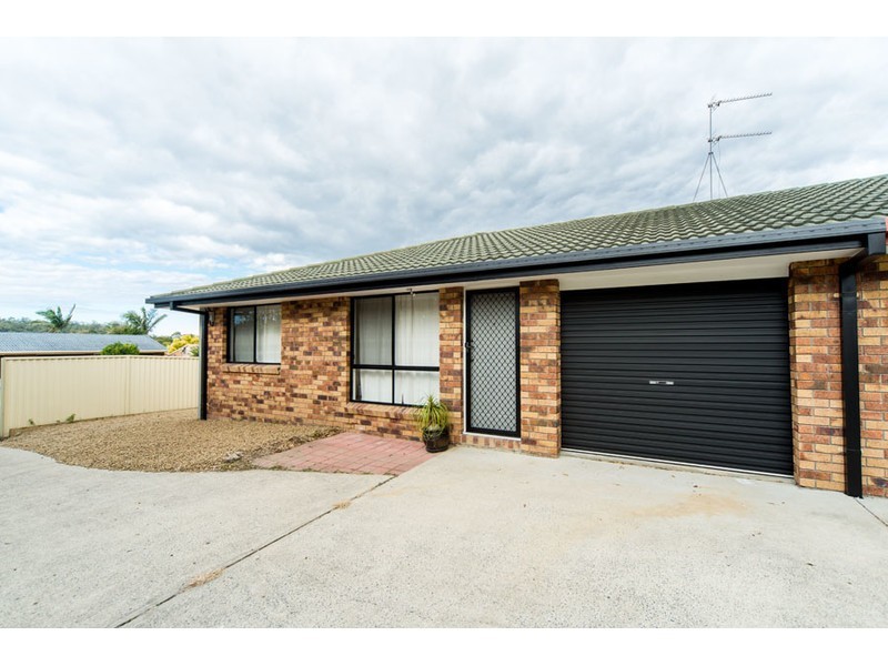 2/58 Village Way, Oxenford QLD 4210