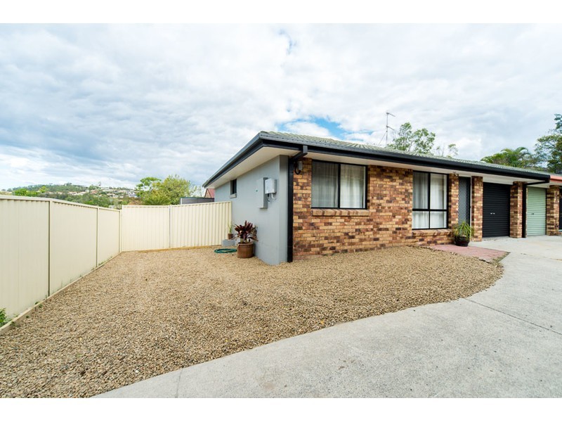 2/58 Village Way, Oxenford QLD 4210