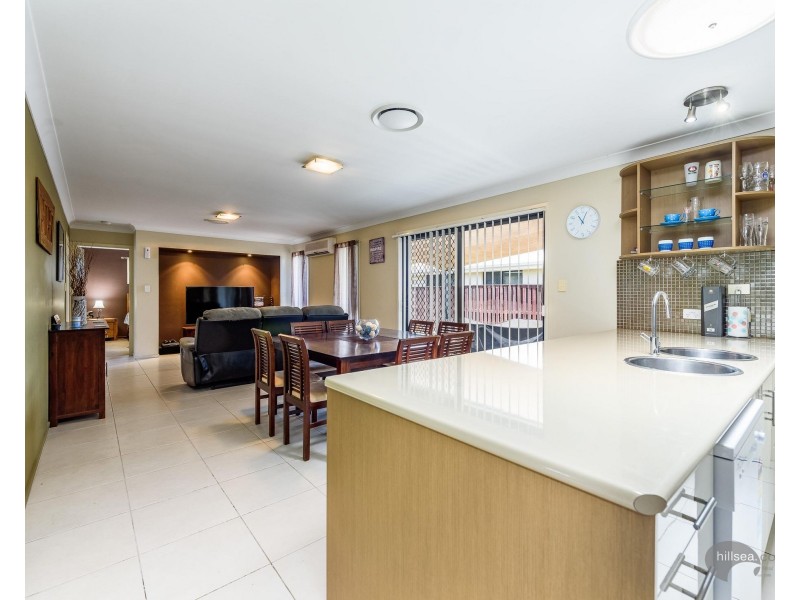 23 Carmarthen Circuit, Pacific Pines QLD 4211