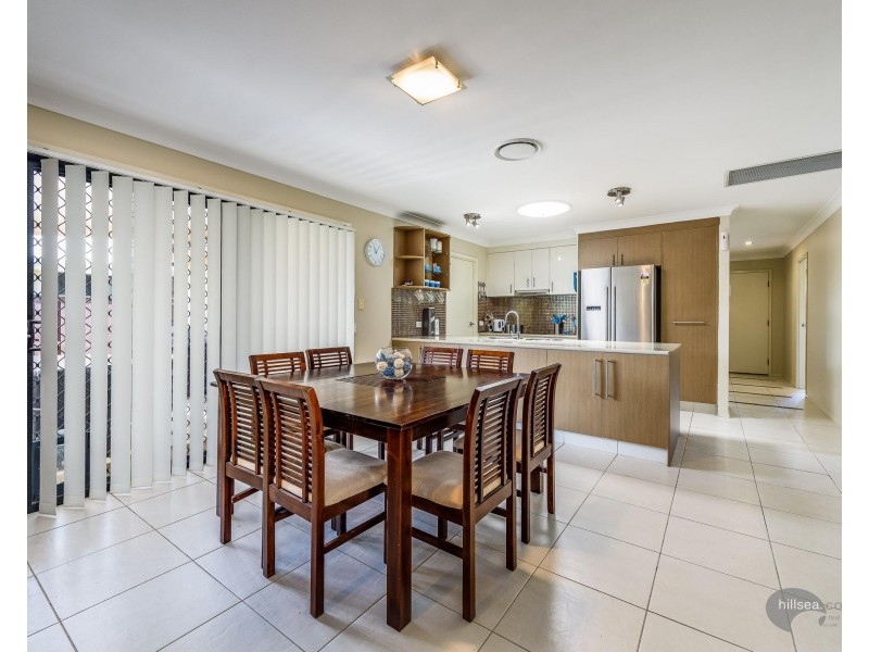 23 Carmarthen Circuit, Pacific Pines QLD 4211