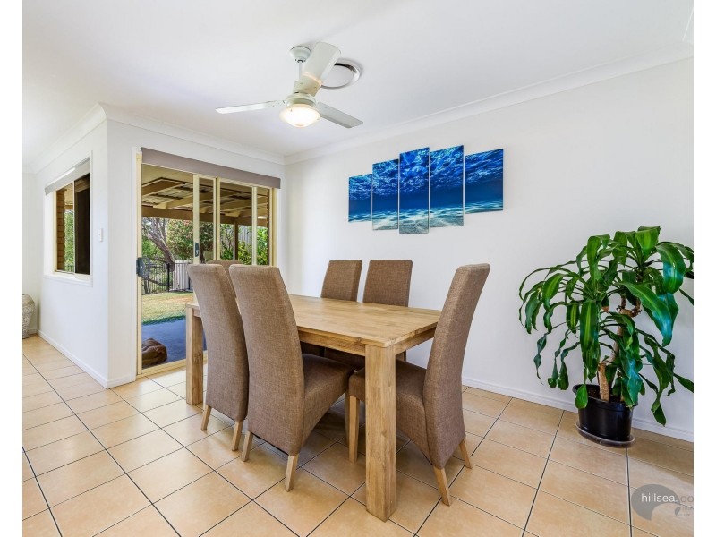 17 Silverpine Crescent, Oxenford QLD 4210