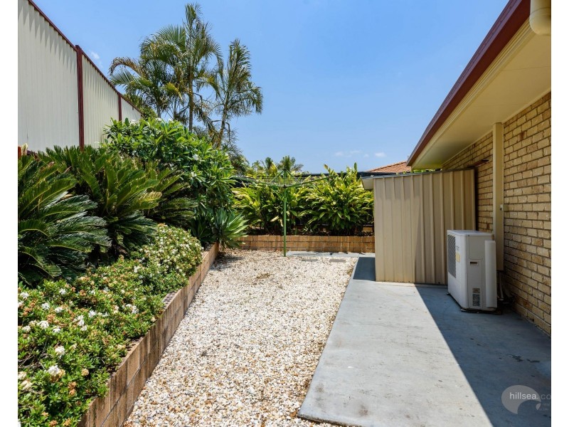 17 Silverpine Crescent, Oxenford QLD 4210