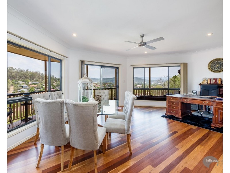 33 Manra Way, Pacific Pines QLD 4211
