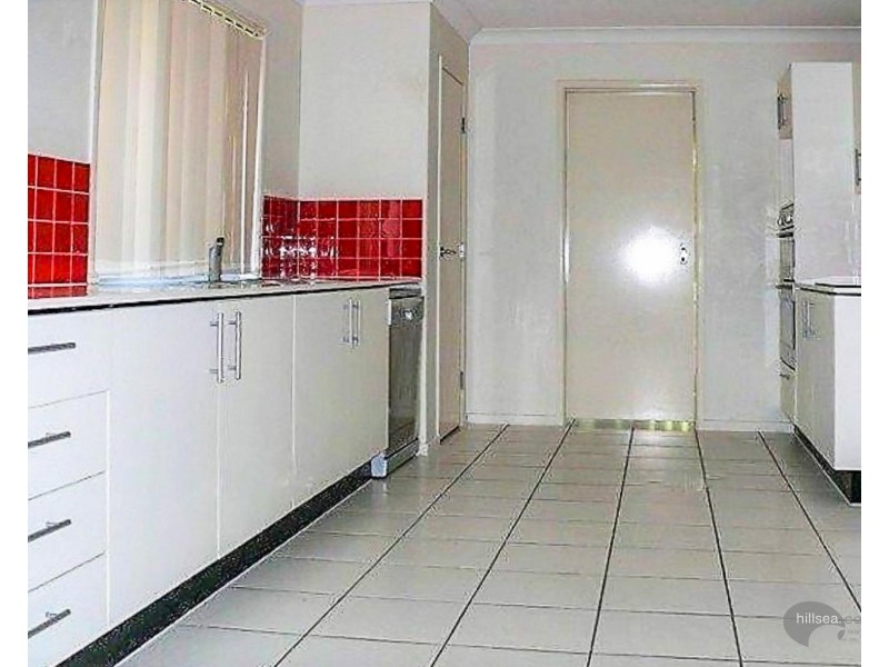 28 Flynn Court, Maudsland QLD 4210