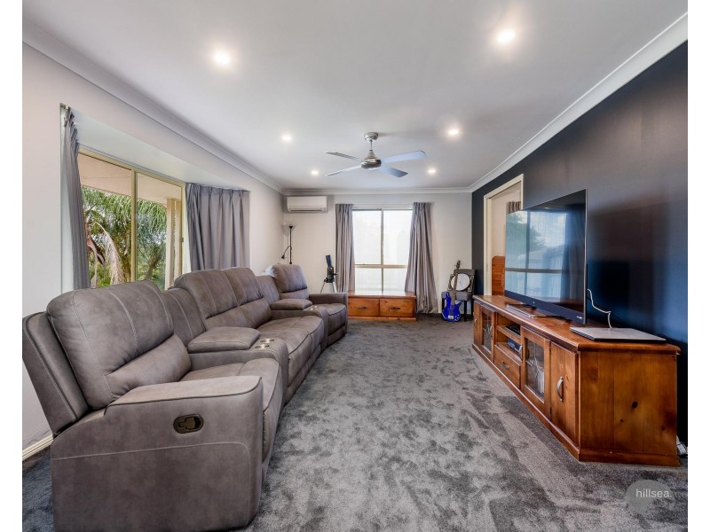 4 Coen Place, Helensvale QLD 4212