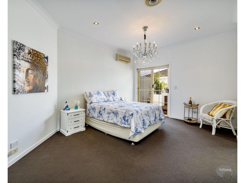 106 Monterey Keys Drive, Helensvale QLD 4212