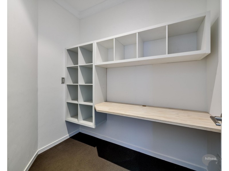 106 Monterey Keys Drive, Helensvale QLD 4212