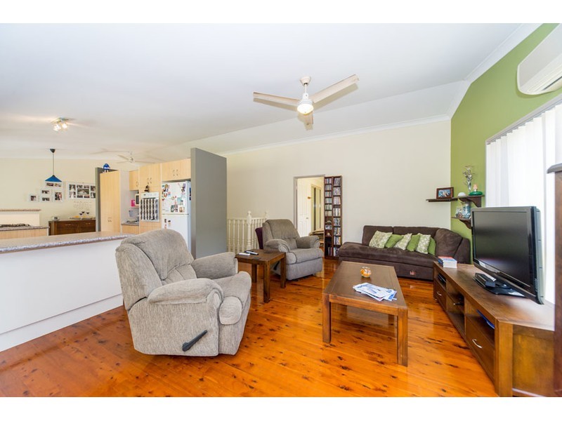 3 Boreen Court, Helensvale QLD 4212