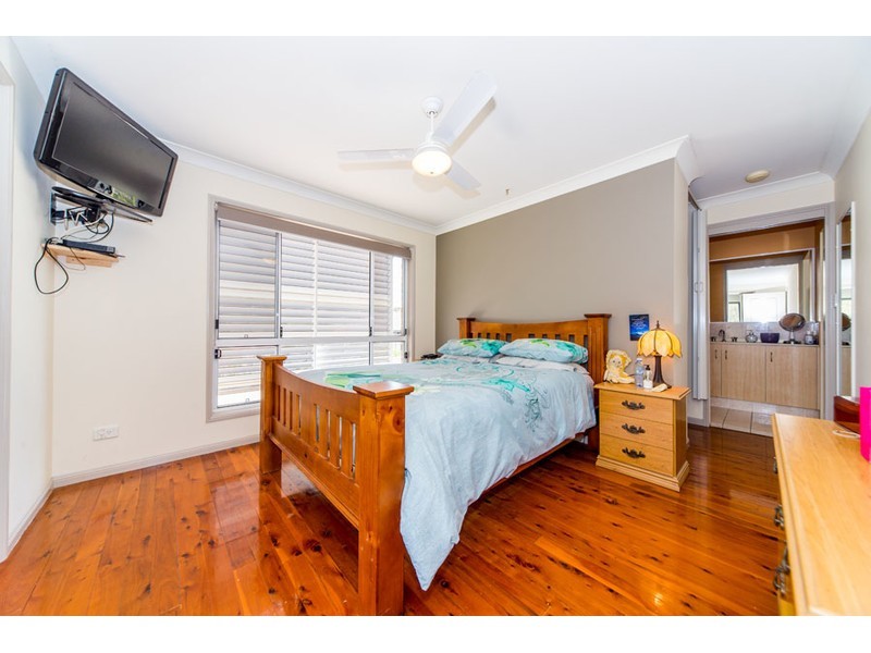 3 Boreen Court, Helensvale QLD 4212