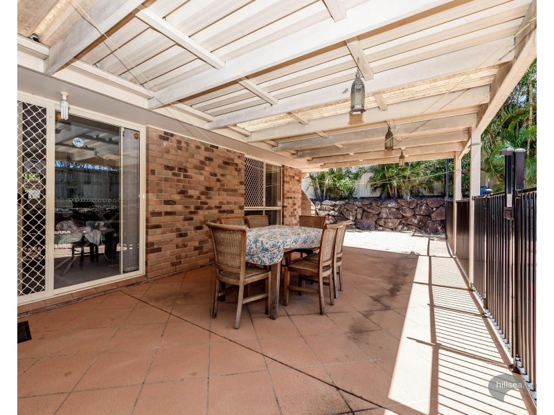 39 Gippsland Drive, Helensvale QLD 4212