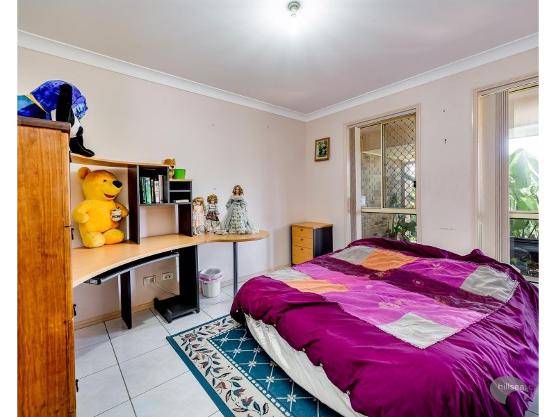 39 Gippsland Drive, Helensvale QLD 4212