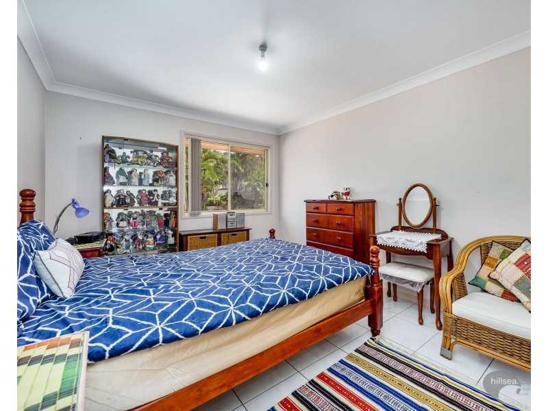 39 Gippsland Drive, Helensvale QLD 4212