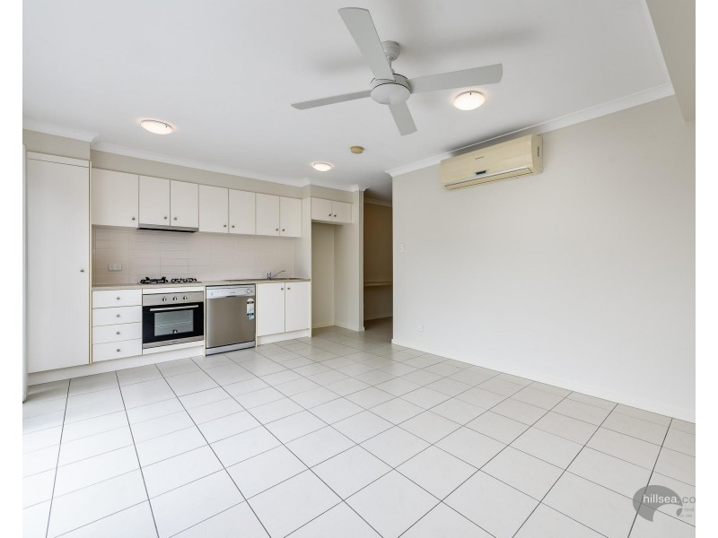 1/4 Maranoa Street, Coomera QLD 4209