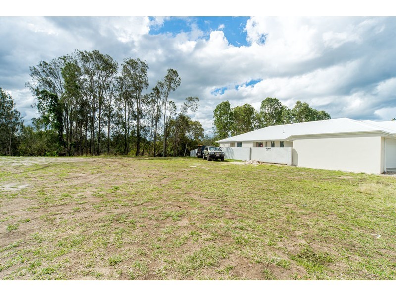 12 Waterside Esplanade, Helensvale QLD 4212