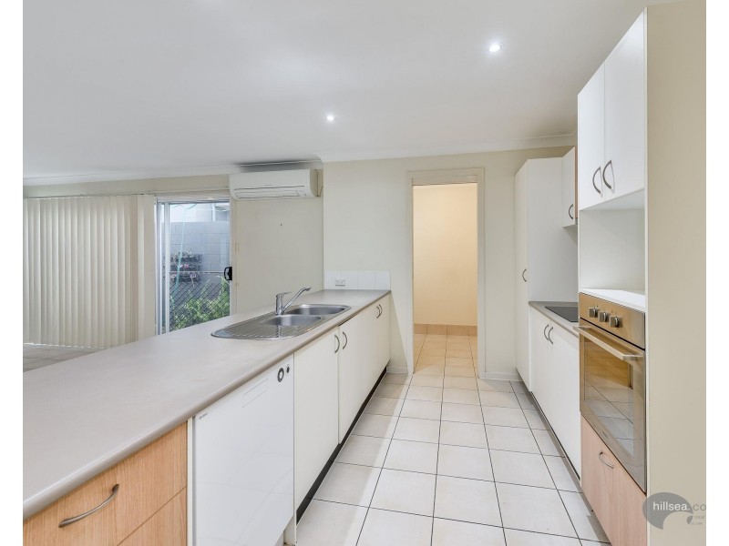 11 Norfolk Drive, Pacific Pines QLD 4211