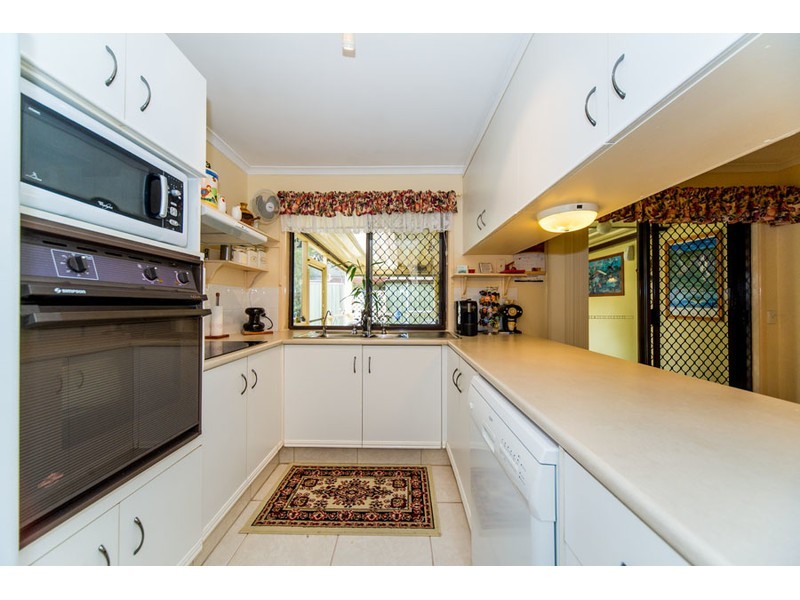 2/8 Vine Court, Oxenford QLD 4210