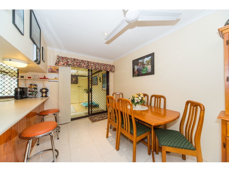 2/8 Vine Court, Oxenford QLD 4210