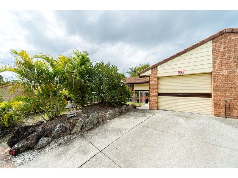 2/8 Vine Court, Oxenford QLD 4210