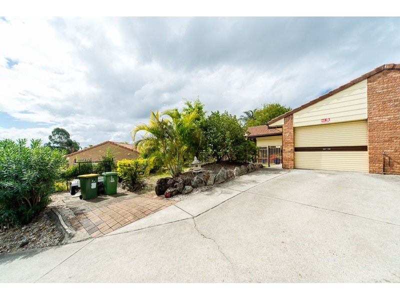 2/8 Vine Court, Oxenford QLD 4210