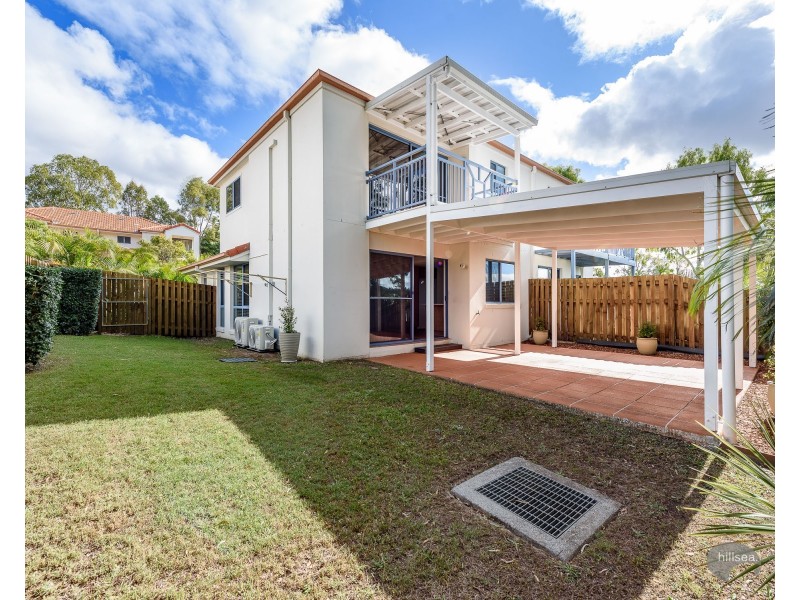 25/2 Studio Drive, Pacific Pines QLD 4211
