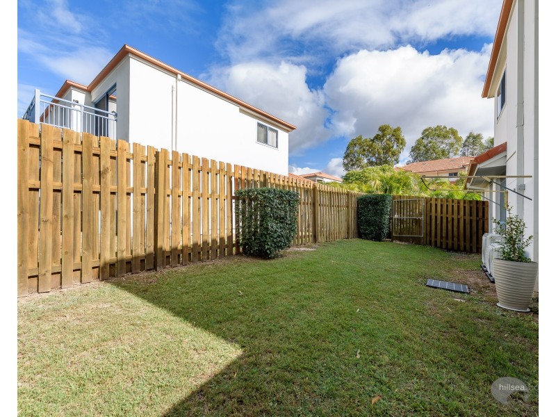 25/2 Studio Drive, Pacific Pines QLD 4211