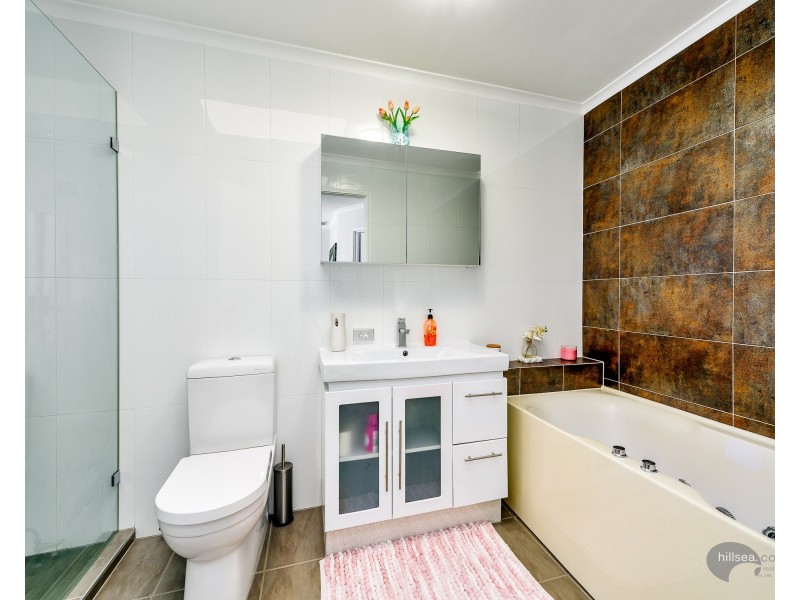 6/6 Harley Street, Labrador QLD 4215