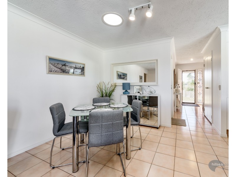 18 Surrey Court, Helensvale QLD 4212