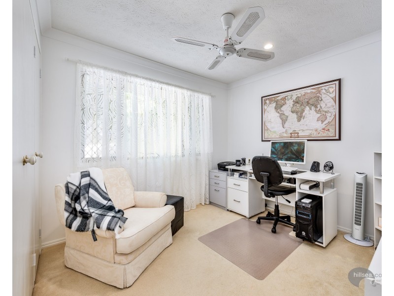 18 Surrey Court, Helensvale QLD 4212