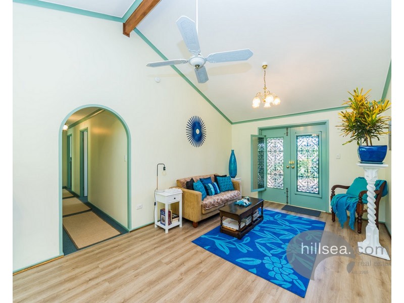 31 Helensvale Road, Helensvale QLD 4212